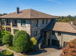 Oakdale Estates, Saanich, BC V8N 3B8