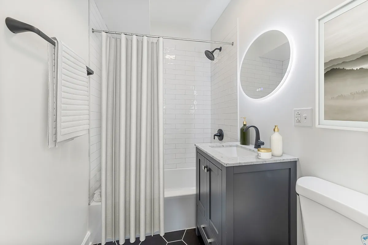 Building Photo - 5410 N Campbell Ave #2