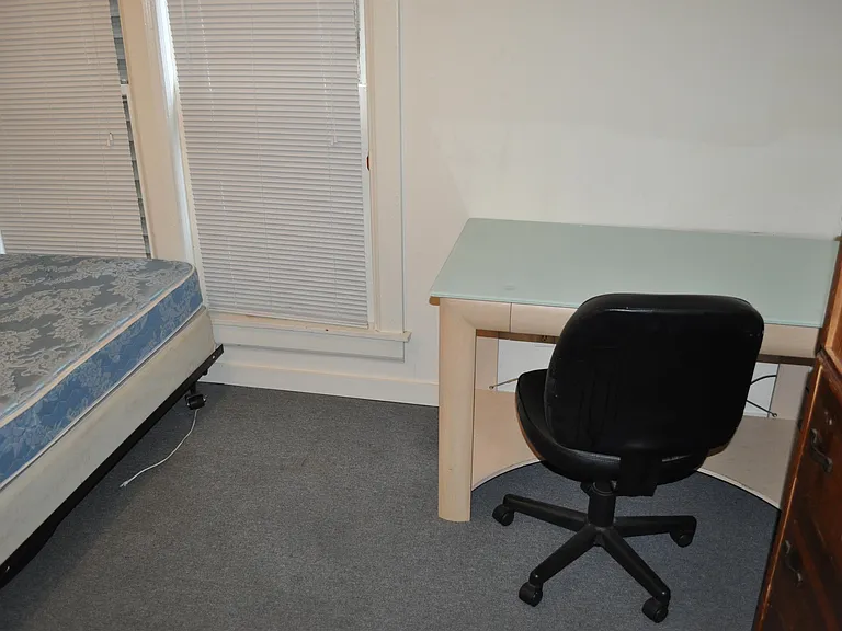 209 Williams St #1 — Photo 5
