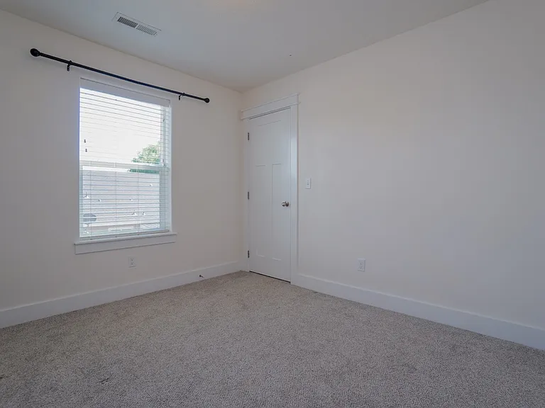 1655 N Azurite Pl — Photo 35