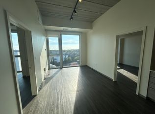 1877 N Milwaukee Ave #609, Chicago, IL 60647