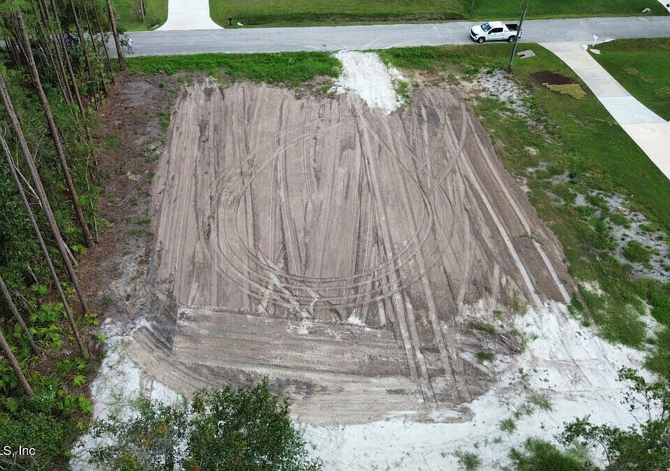 2nd image of 1338 RIVIERA Drive