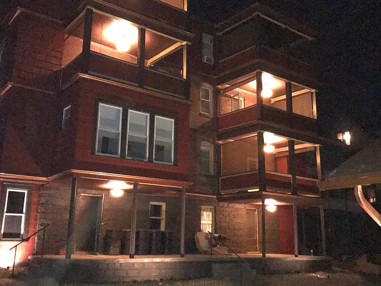 848 Elk St #1 — Photo 1