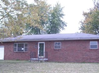 222 E Larry Ln, Scottsburg, IN