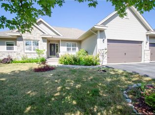 3 Pioneer Ave, Quispamsis, NB E2G 0B1