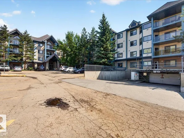2903 Rabbit Hill Rd NW #122, Edmonton, AB T6R 3A3