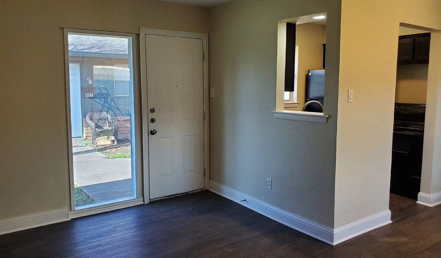 2 bed, 1.0 bath, 720 sqft, $1,345 — Photo 4