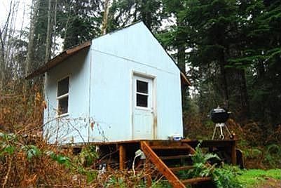 4th image of 55707 317th Ave E