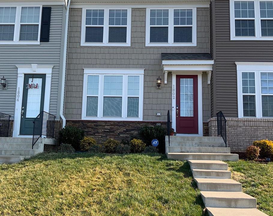 1st image of 1802 Briscoe Ln