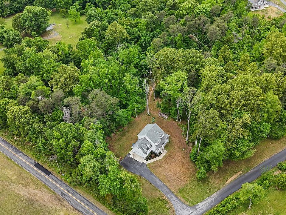 1st image of 8055 Shannon Woods Pl