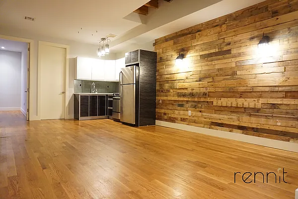 Rented by Rennit Inc. | media 10