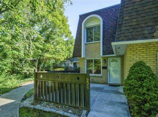 226 Birchwood Rd, Medford, NY 11763