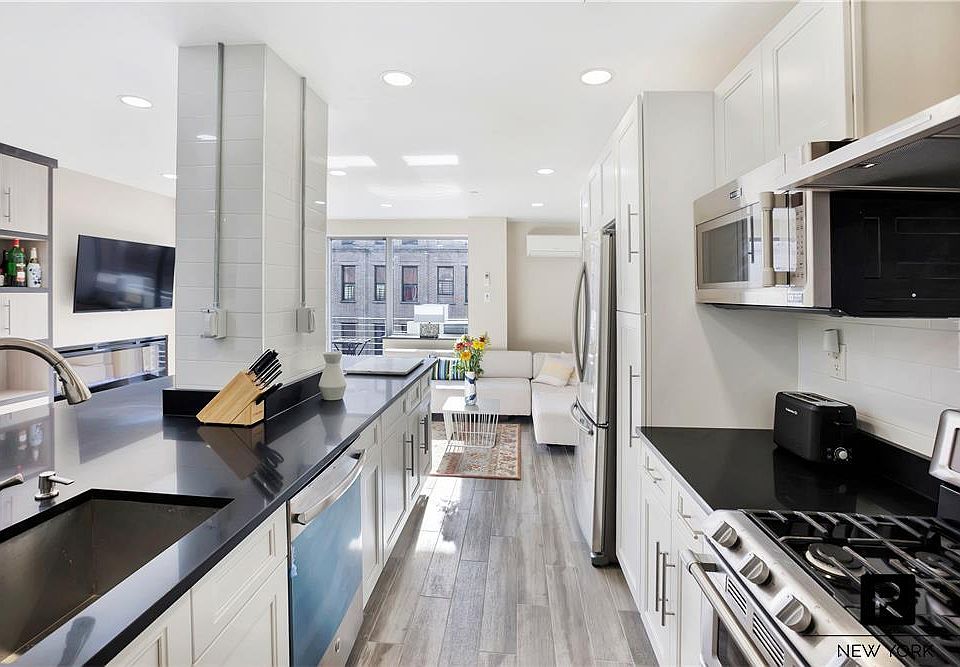 1st image of 2360 Amsterdam Ave APT 6A