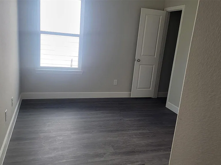 10108 Barberry St — Photo 7