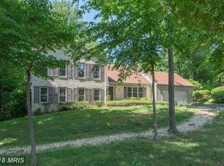 5188 Dungannon Rd, Fairfax, VA 22030