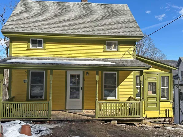 63 Hyde Street, Rockingham, VT 05101
