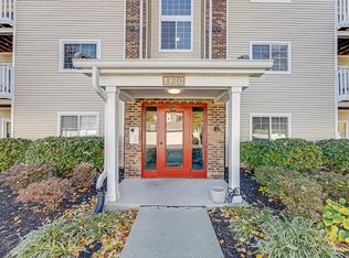 120 Carrington Ln APT 208, Loveland, OH 45140
