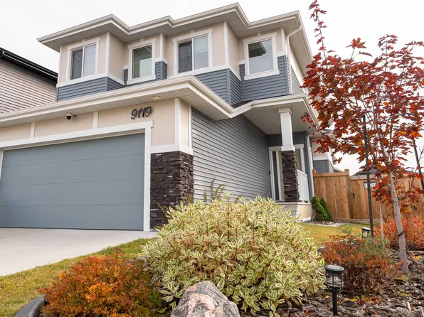 9119 183rd Ave NW, Edmonton, AB T5Z 0S6