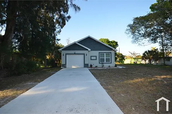 3341 Willard St — Photo 1