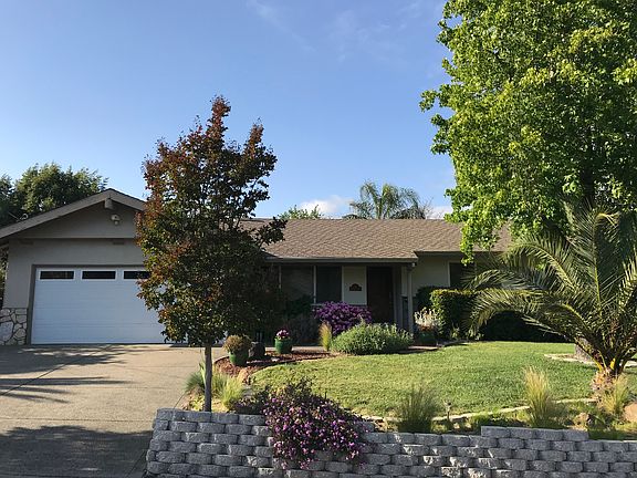 2nd image of 14 Santa Maria Dr