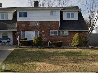 71 Prentice Rd FLOOR 2, Levittown, NY 11756