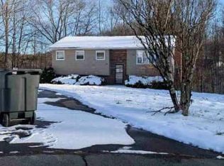 121 Majestic Ct, Beckley, WV 25801