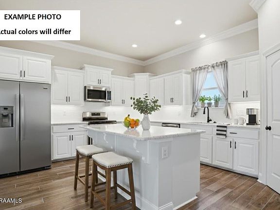 4th image of 215 Appleby Way