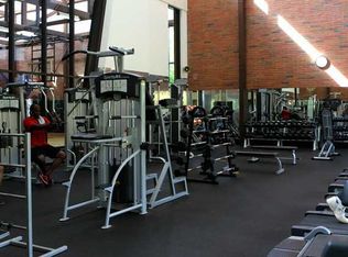 82 Kingsgate Rd, Lake Oswego, OR 97035