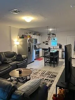 2 bed, 2.0 bath, 832 sqft, $1,450 — Photo 4