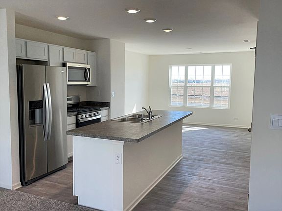 2nd image of 878 Briar Glen Ct