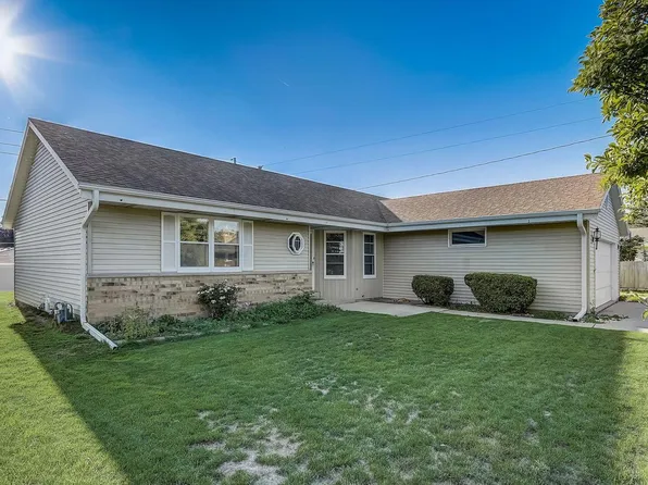 312 Laurel LANE, South Milwaukee, WI 53172