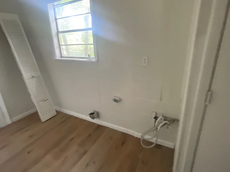 1032 Stuart St — Photo 21