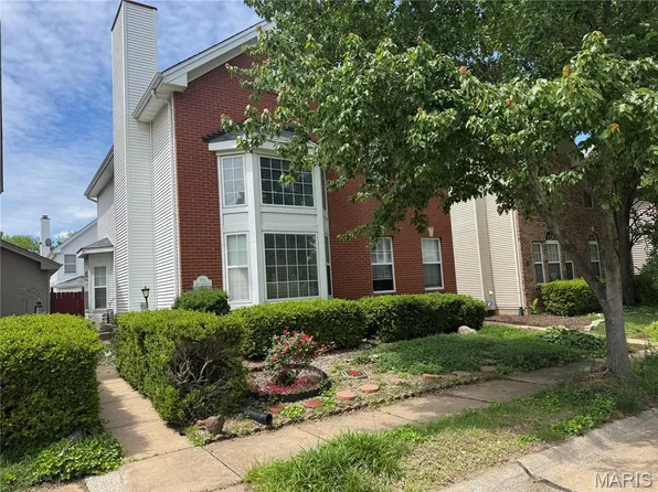 951 Morehouse Ln, Saint Louis, MO 63130