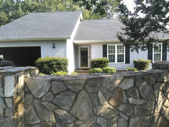 3200 New Hampshire Dr, Charlotte, NC 28227