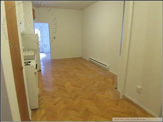 Rented by Bond New York | media 6