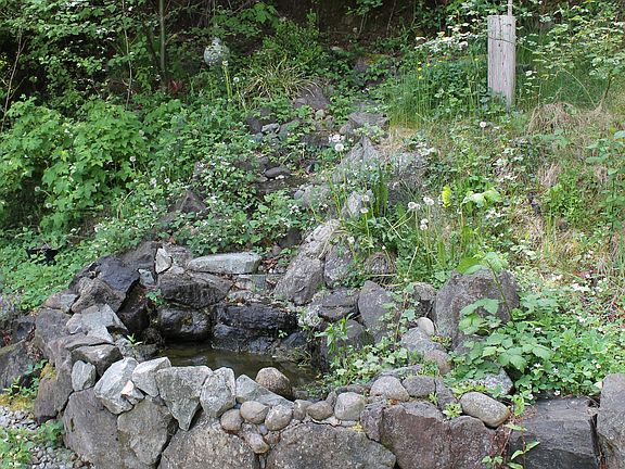 Waterfall fountain