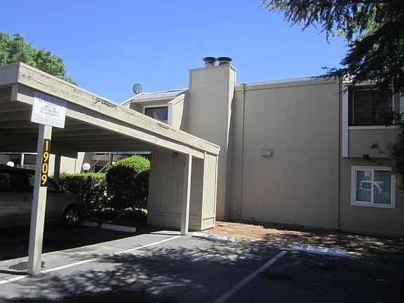 3rd image of 1909 Covillaud St APT 38