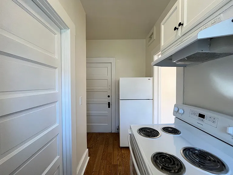 1535 Park St — Photo 7