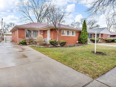 21651 Cloverlawn St, Oak Park, MI, 48237