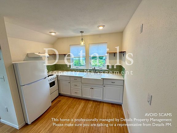 5th image of 15373 NE Petterson Rd