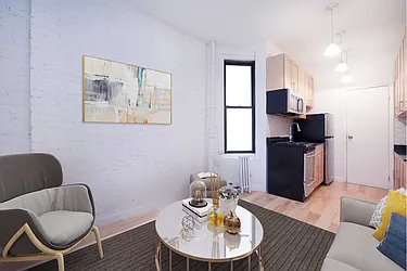 Rented by R New York