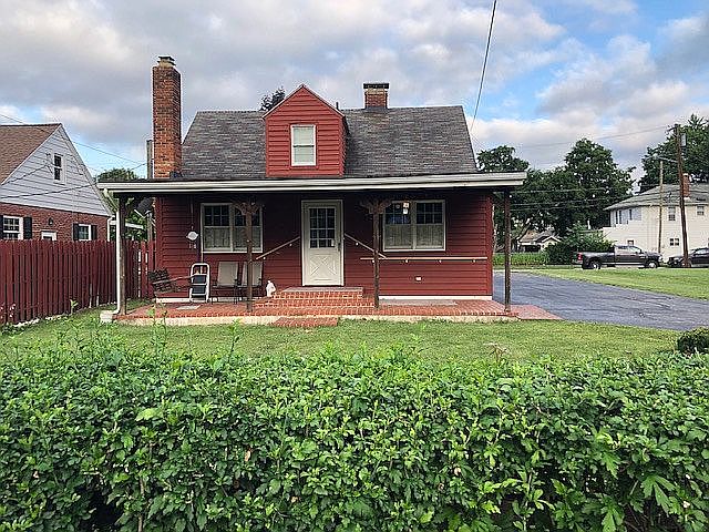 1st image of 1417 Winona Dr