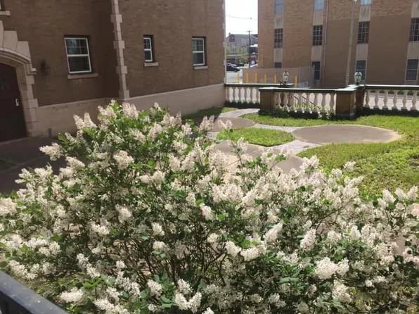 Beverly Terrace Apartments, 1102 Central Ave #75890e052, Anderson, IN 46016