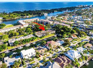 3125 NE 48th Court #220, Lighthouse Point, FL 33064