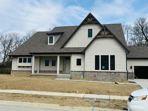 15434 Spring Winds Dr, Carmel, IN 46033