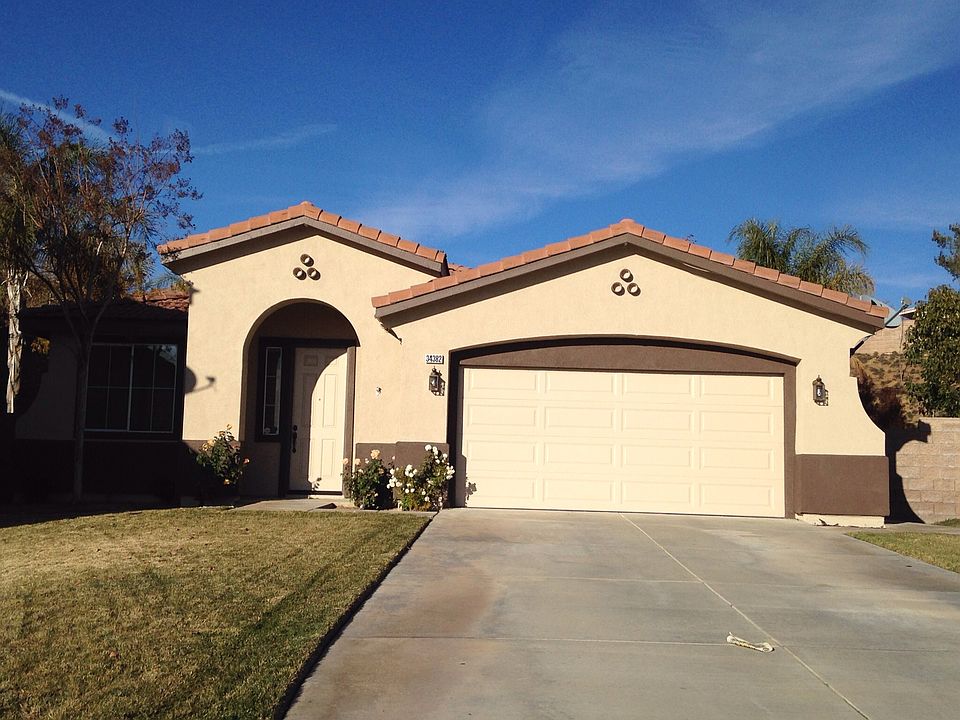1st image of 34382 Sherwood Dr