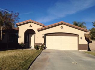 34382 Sherwood Dr, Yucaipa, CA 92399