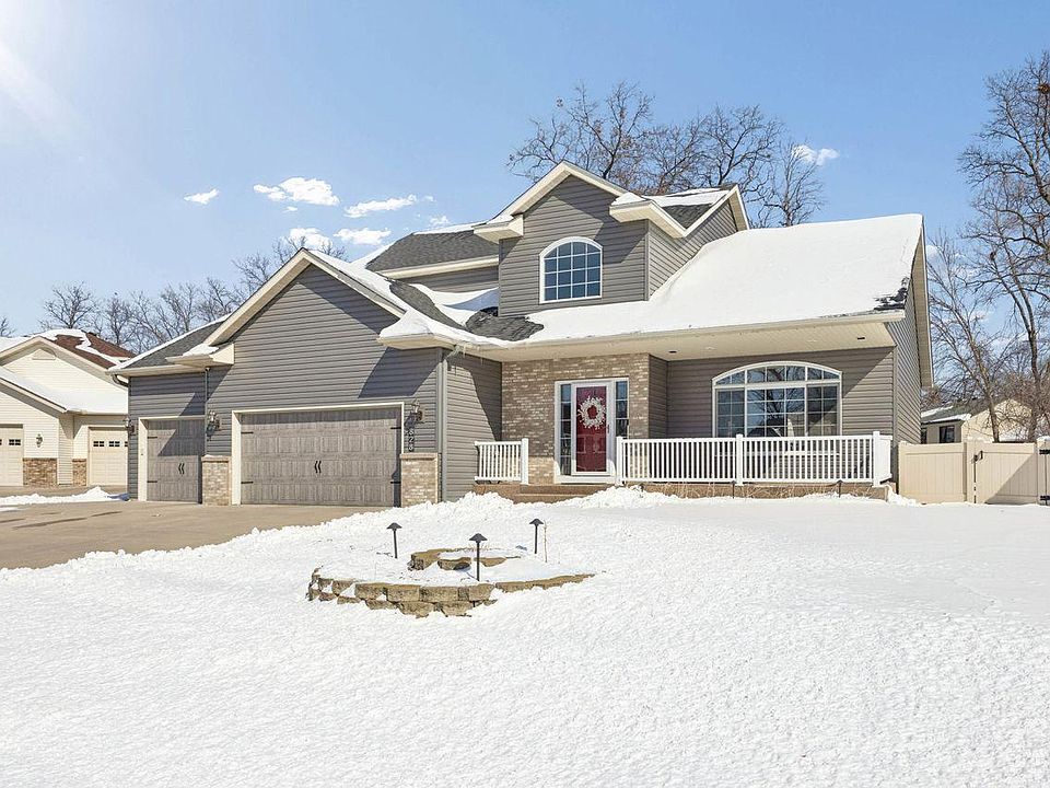 1st image of 828 Wollak Way