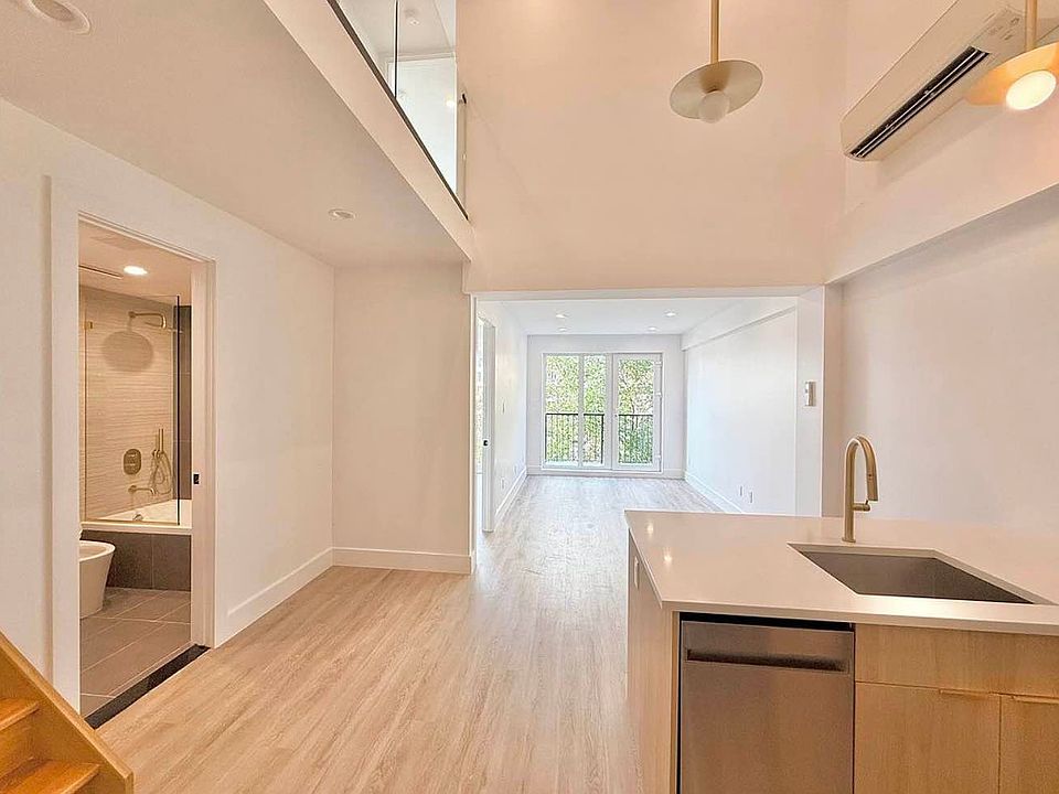 1st image of 78 Beaver St #3B