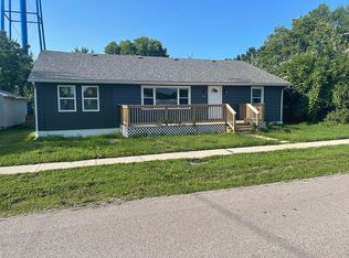 141 School St, La Rue, OH 43332